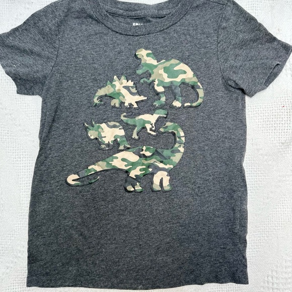 ⭐️3/$15 Epic Threads Camouflage Dino’s - Picture 2 of 3